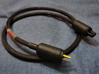 fever老师新推出QUANTUM 0.5电源线